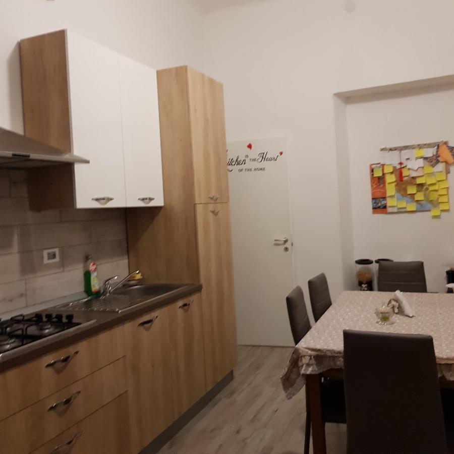 Controvento Apartament ลาสเปเซีย ภายนอก รูปภาพ